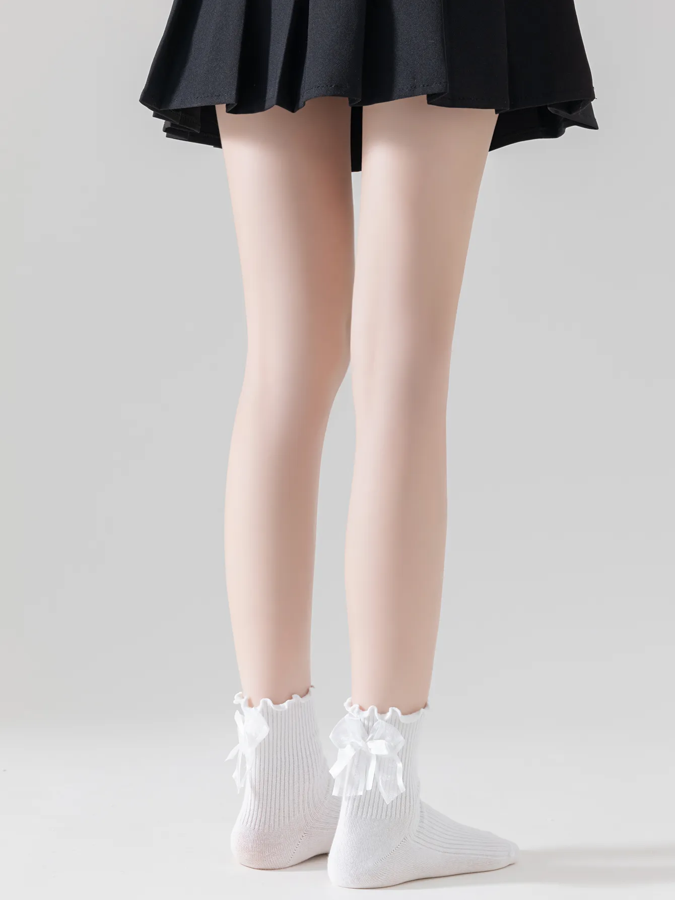 Women's Cute Sweet Solid Color Cotton Bowknot Crew Socks 1 Piece display picture 3