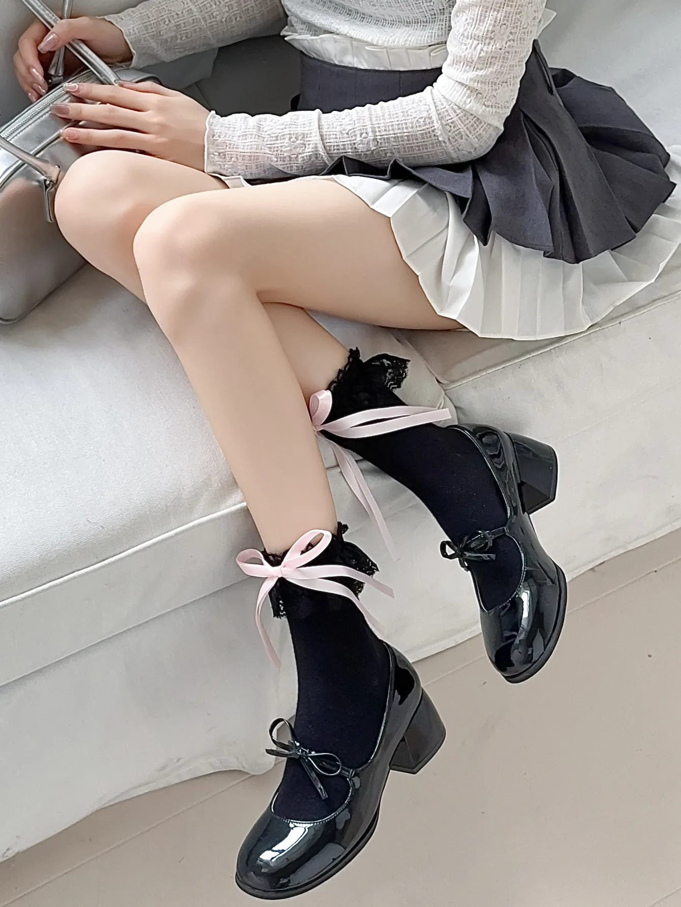 Women's Cute Sweet Solid Color Lace Cotton Appliques Crew Socks 1 Piece display picture 10