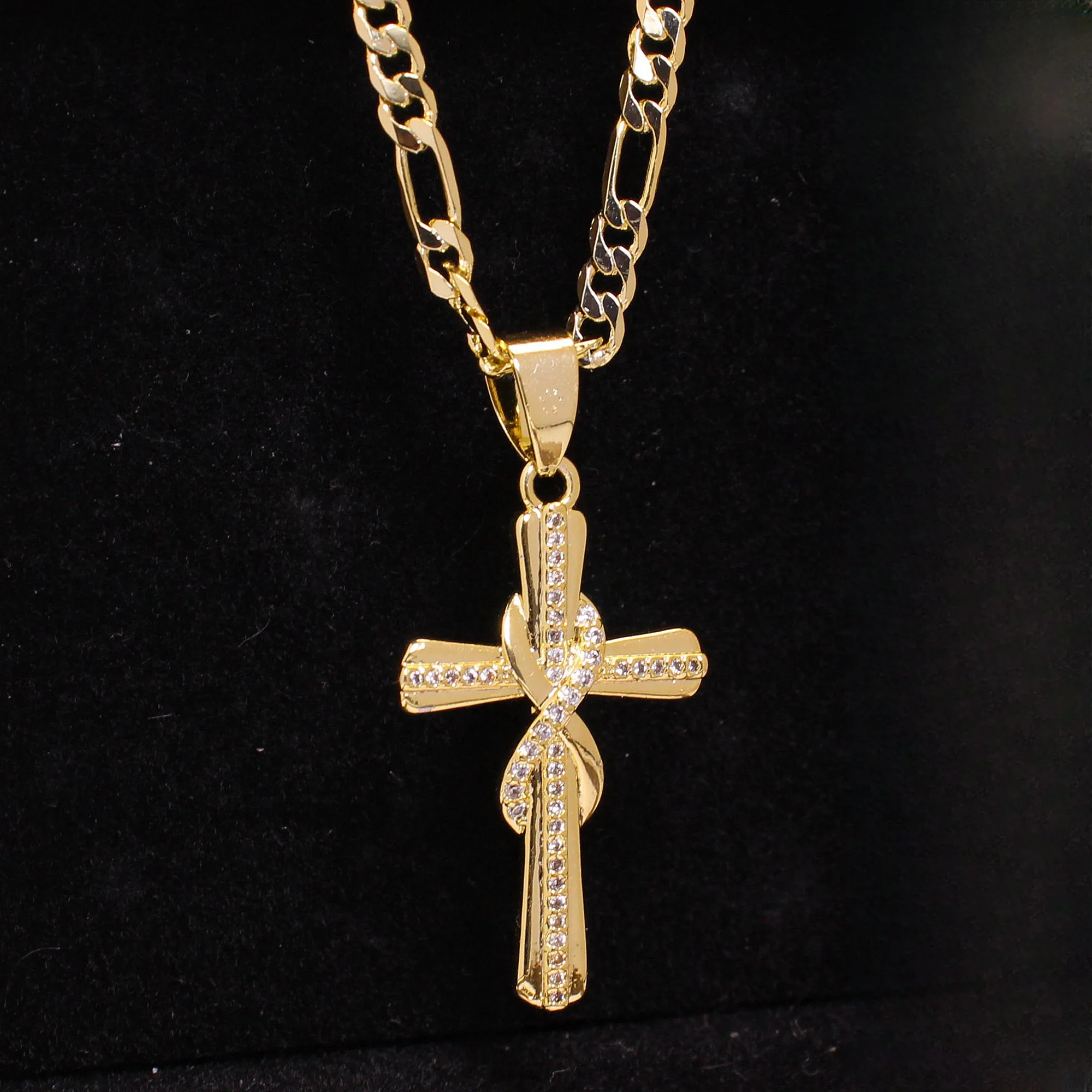 Casual Glam Luxurious Cross Round Copper Zircon 14K Gold Plated Unisex Pendant Necklace display picture 3