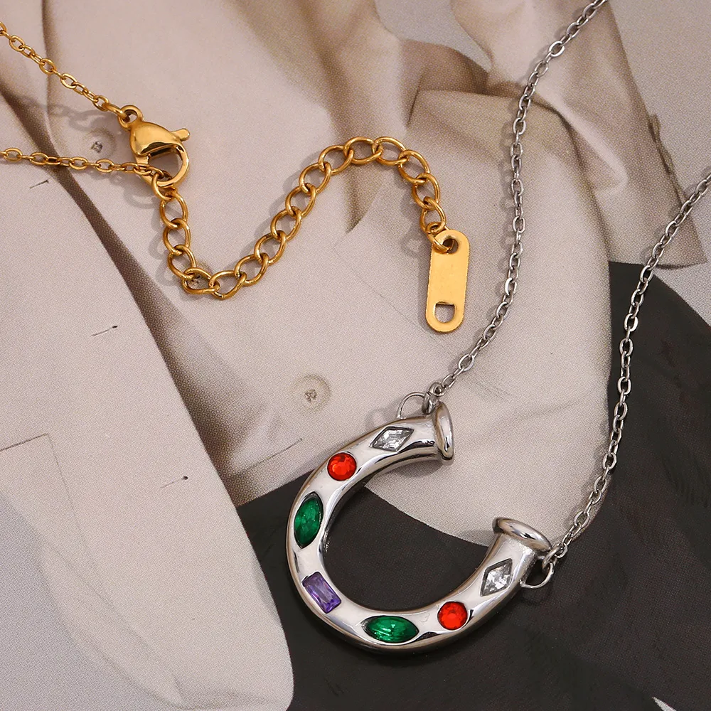 French Style U Shape 304 Stainless Steel Plating 18K Gold Plated Women's Pendant Necklace display picture 5