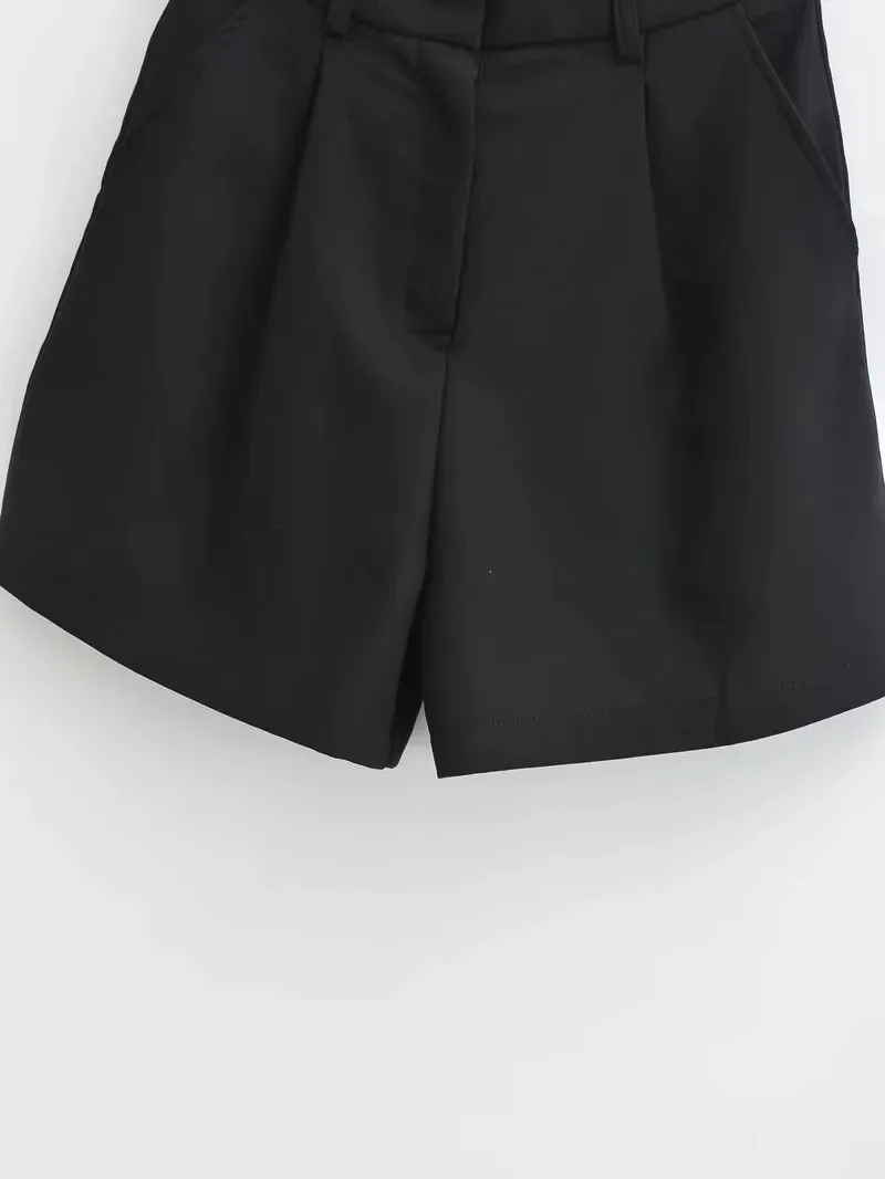 Women's Holiday Selfie Casual Simple Style Streetwear Solid Color Shorts Shorts display picture 3