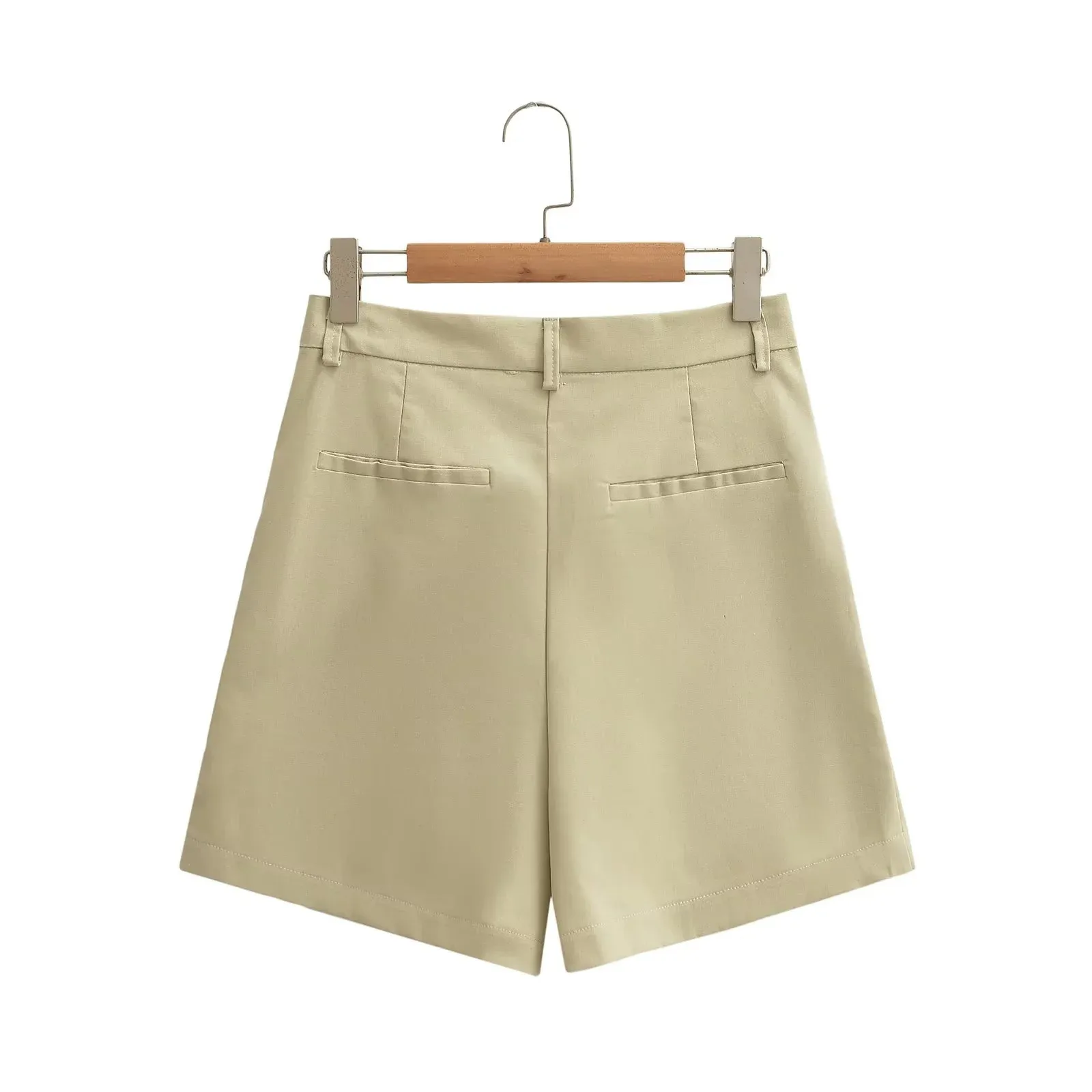 Women's Holiday Travel Selfie Casual Simple Style Streetwear Solid Color Shorts Shorts display picture 2