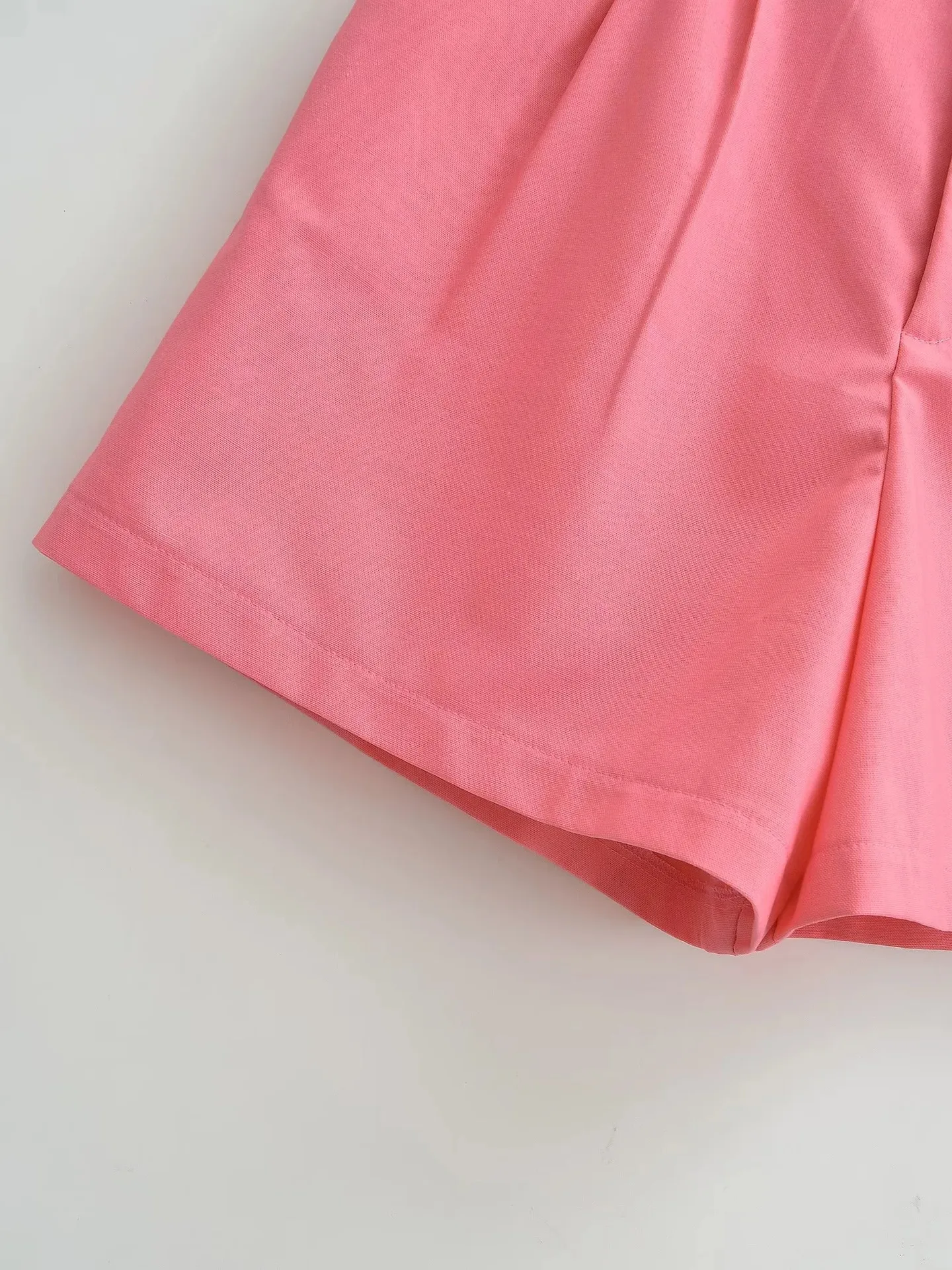 Women's Holiday Travel Selfie Casual Simple Style Streetwear Solid Color Shorts Shorts display picture 6