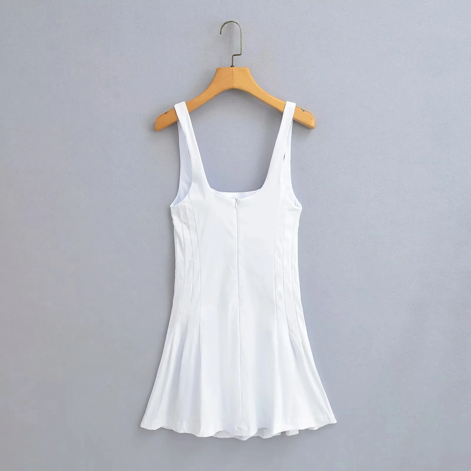 Women's Sheath Dress Elegant Strap Sleeveless Solid Color Above Knee Holiday Daily Selfie display picture 2