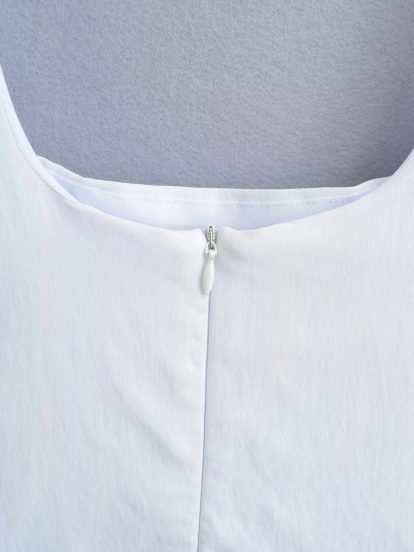 Women's Sheath Dress Elegant Strap Sleeveless Solid Color Above Knee Holiday Daily Selfie display picture 4