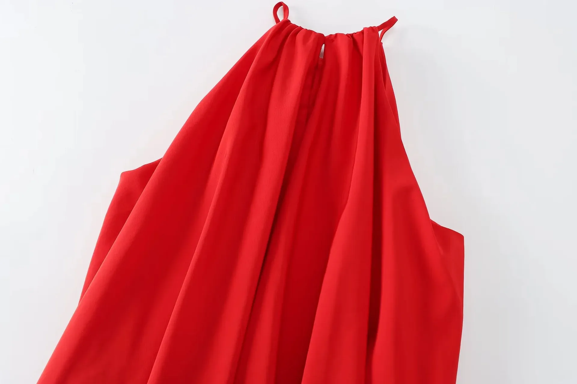 Women's Strap Dress Elegant Strap Sleeveless Solid Color Knee-Length Holiday Banquet Selfie display picture 4