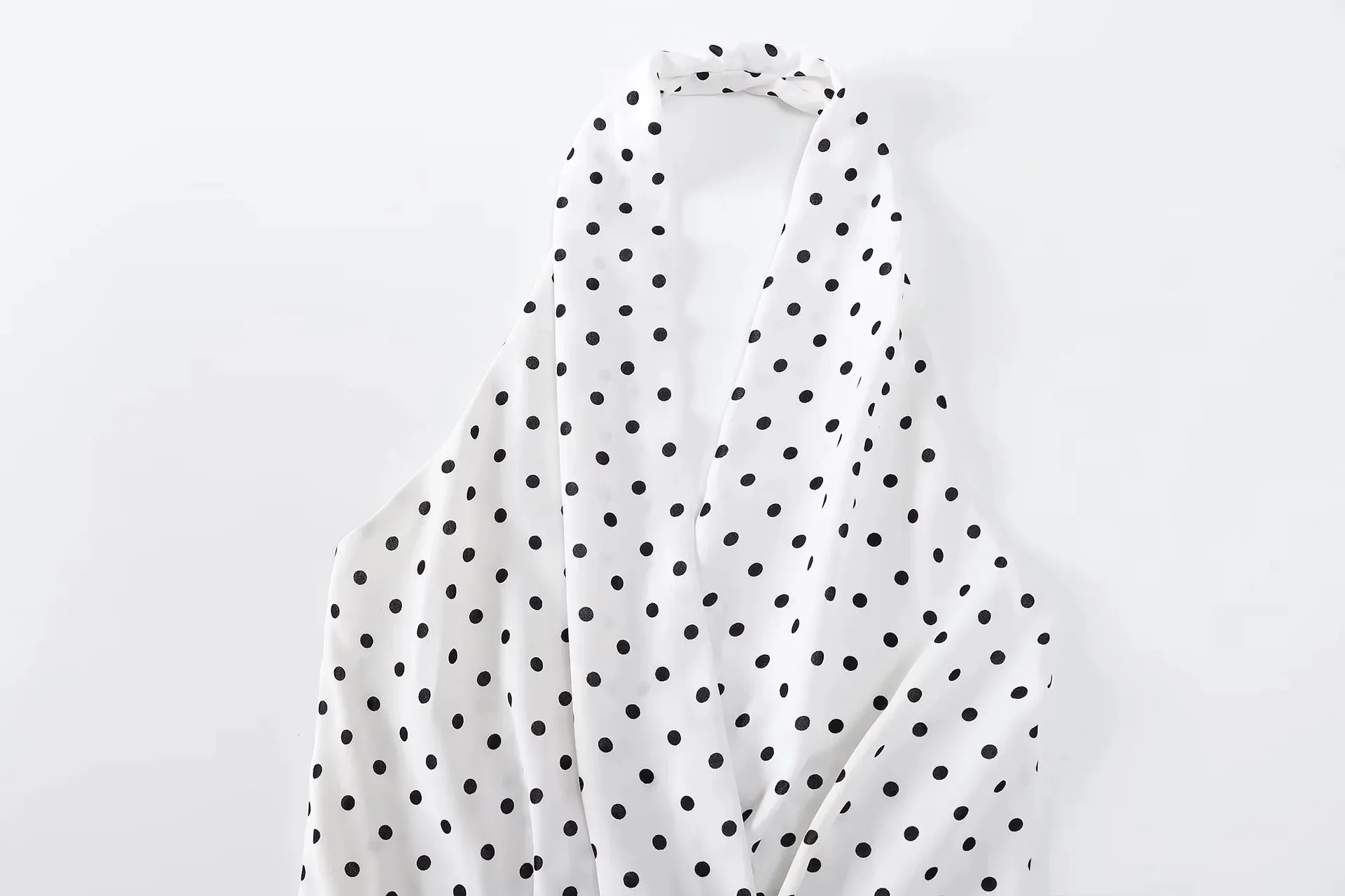 Women's Sheath Dress Elegant Halter Neck Sleeveless Round Dots Midi Dress Holiday Banquet Selfie display picture 3