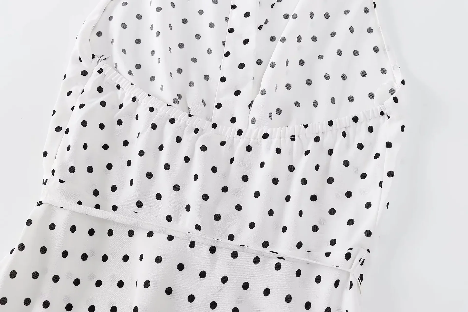 Women's Sheath Dress Elegant Halter Neck Sleeveless Round Dots Midi Dress Holiday Banquet Selfie display picture 6