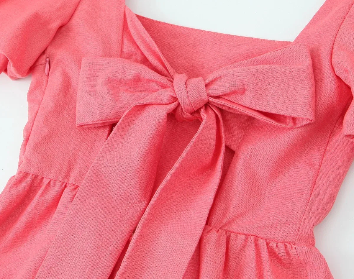 Women's Sheath Dress Elegant Square Neck Short Sleeve Solid Color Above Knee Holiday Banquet Selfie display picture 4