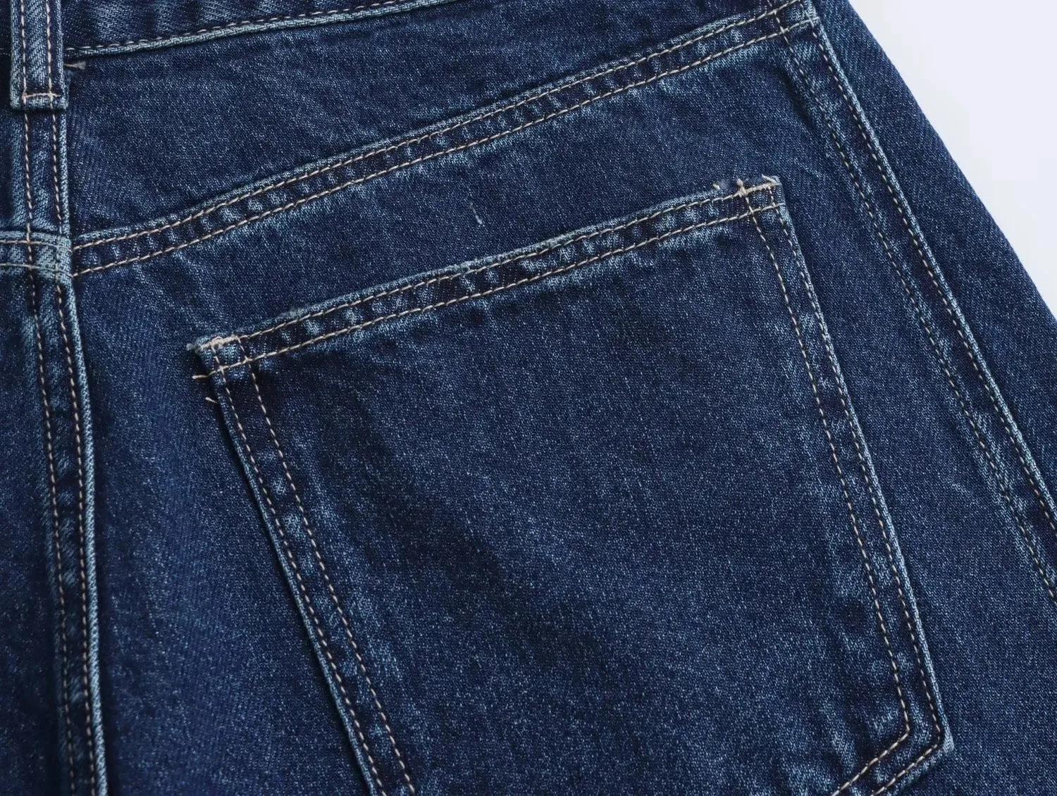 Women's Casual Daily Simple Style Solid Color Full Length Jeans display picture 8