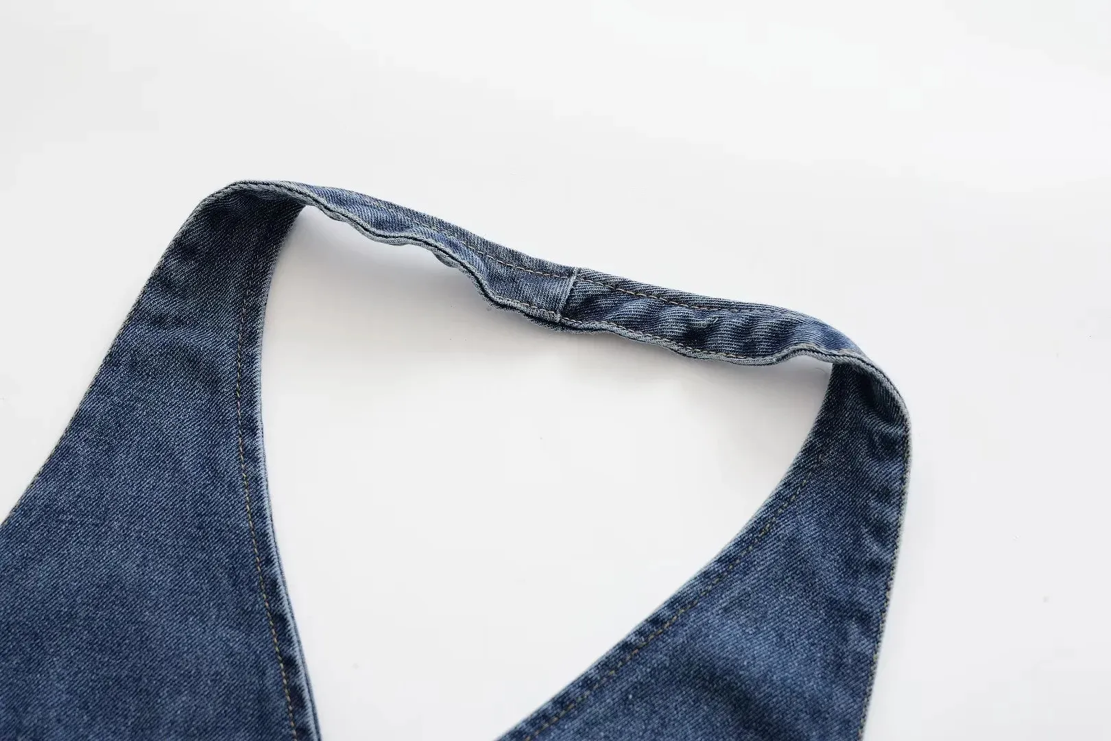 Women's Vest Tank Tops Backless Sexy Simple Style Solid Color display picture 3