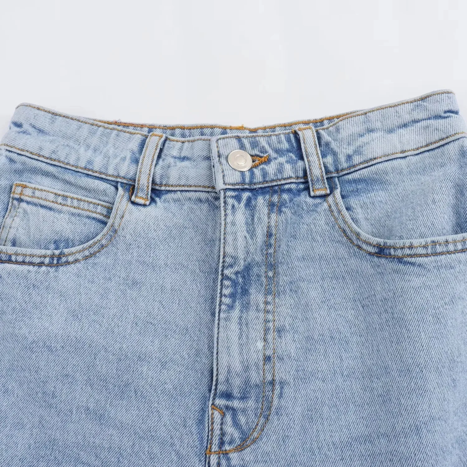 Women's Casual Daily Simple Style Solid Color Shorts Jeans display picture 4