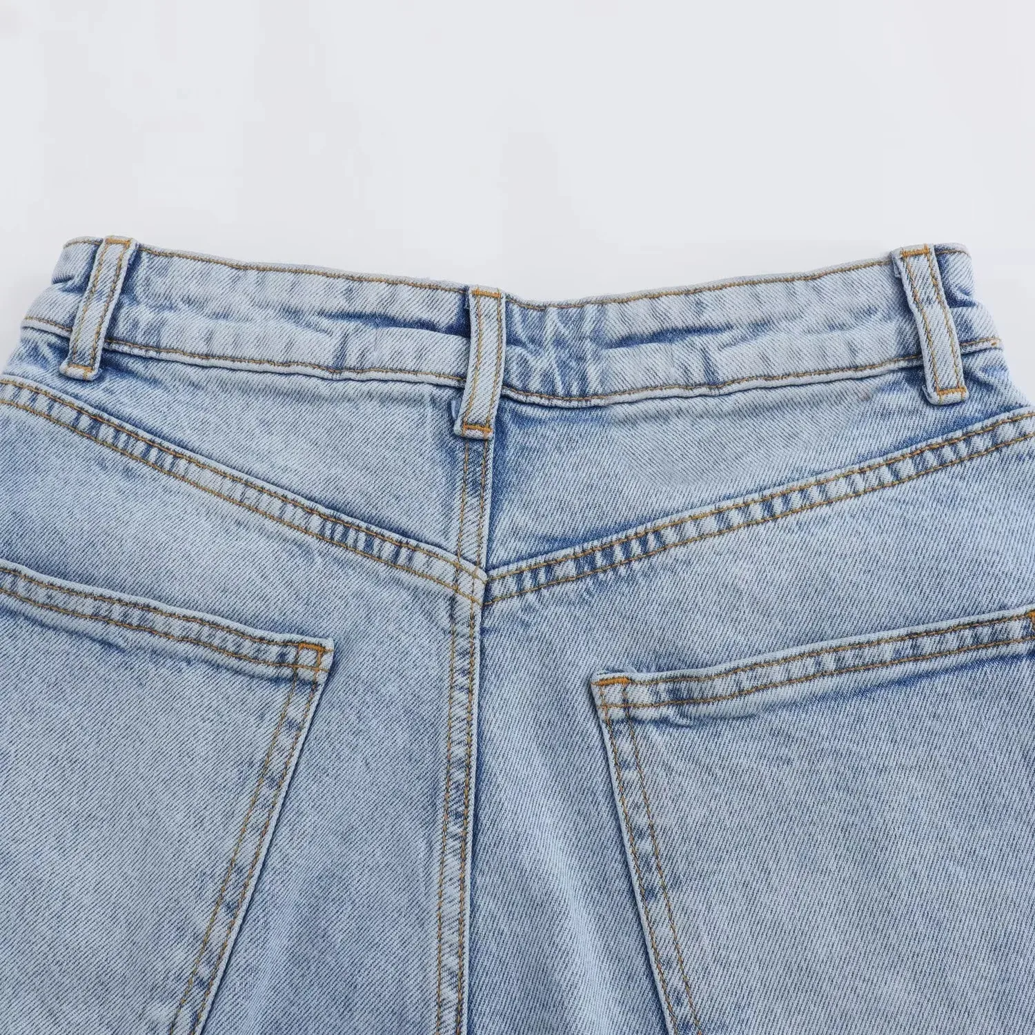 Women's Casual Daily Simple Style Solid Color Shorts Jeans display picture 5