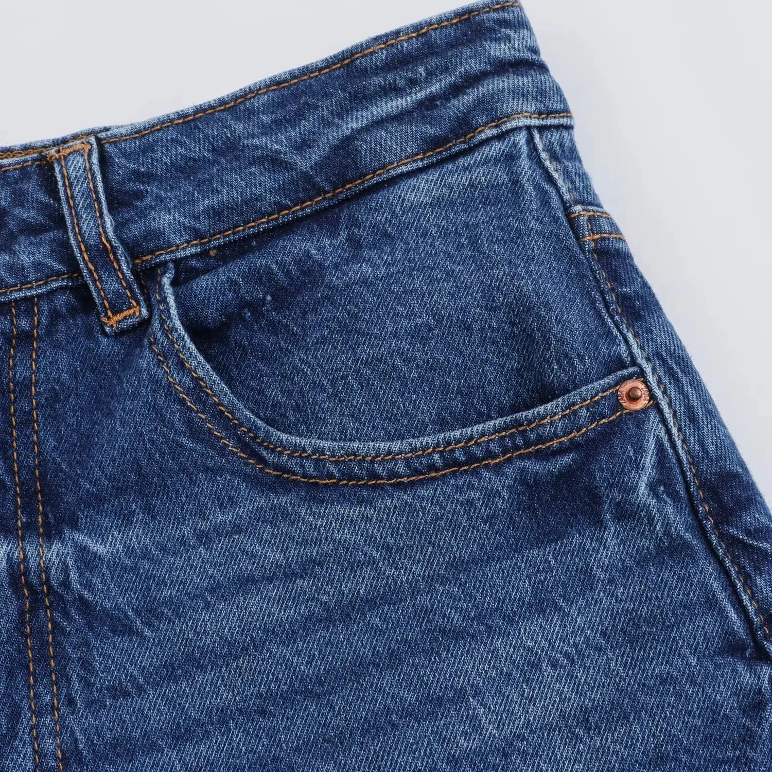 Women's Casual Daily Simple Style Solid Color Shorts Jeans display picture 12