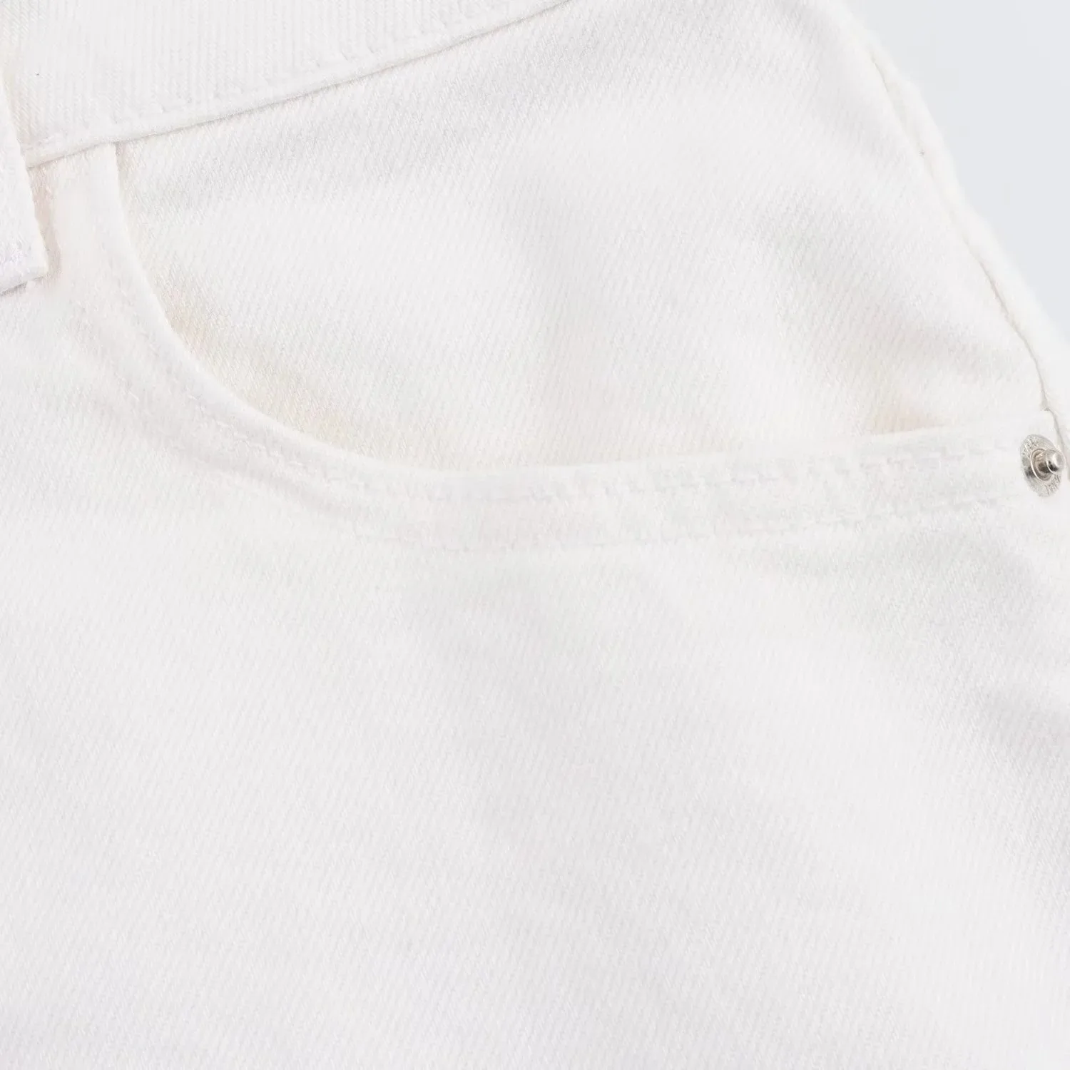 Women's Casual Daily Simple Style Solid Color Shorts Jeans display picture 18