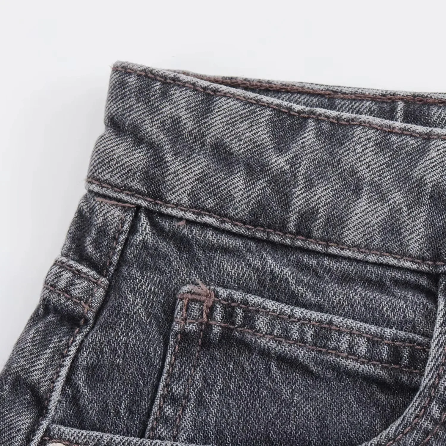 Women's Casual Daily Simple Style Solid Color Shorts Jeans display picture 24