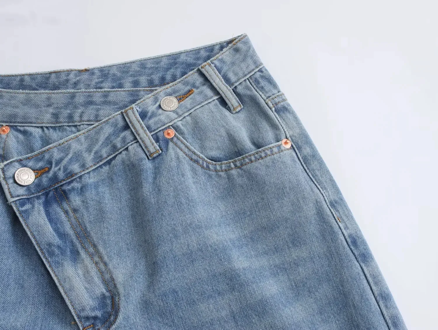 Women's Casual Daily Street Simple Style Solid Color Full Length Jeans display picture 11
