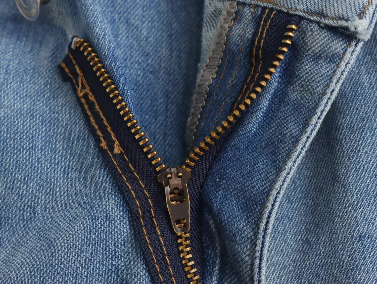 Women's Casual Daily Street Simple Style Solid Color Full Length Jeans display picture 12