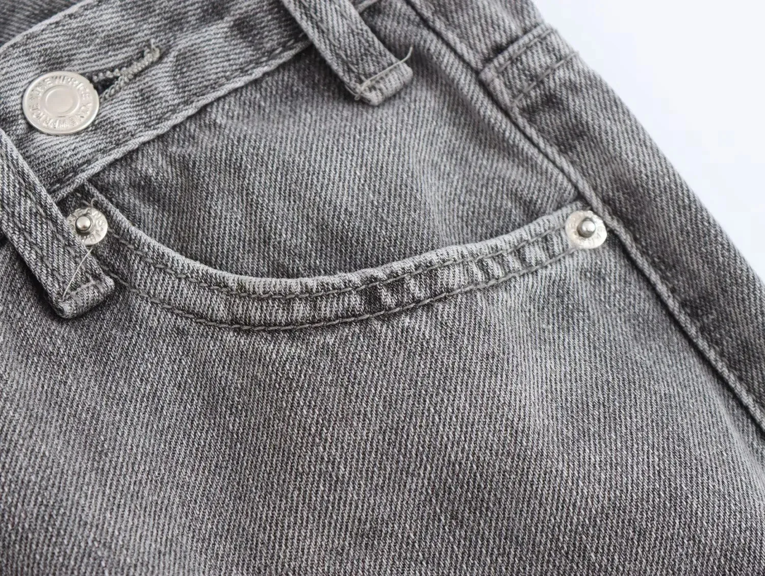 Women's Casual Daily Street Simple Style Solid Color Full Length Jeans display picture 21