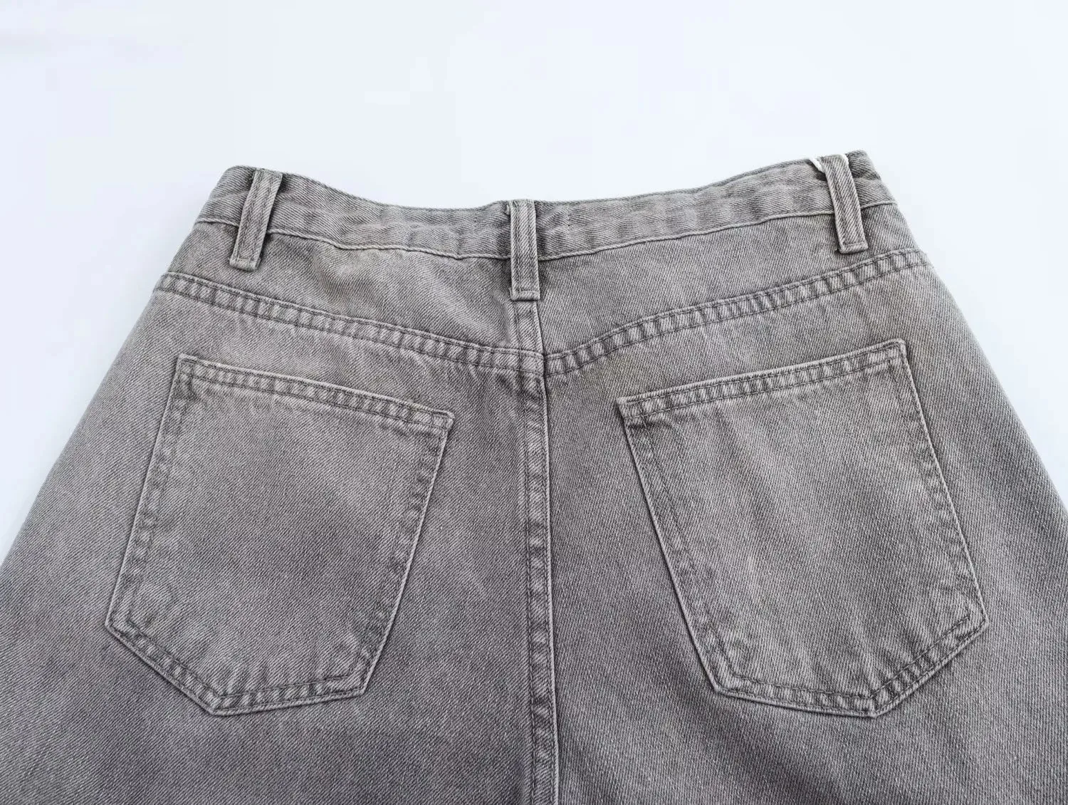 Women's Casual Daily Street Simple Style Solid Color Full Length Jeans display picture 23