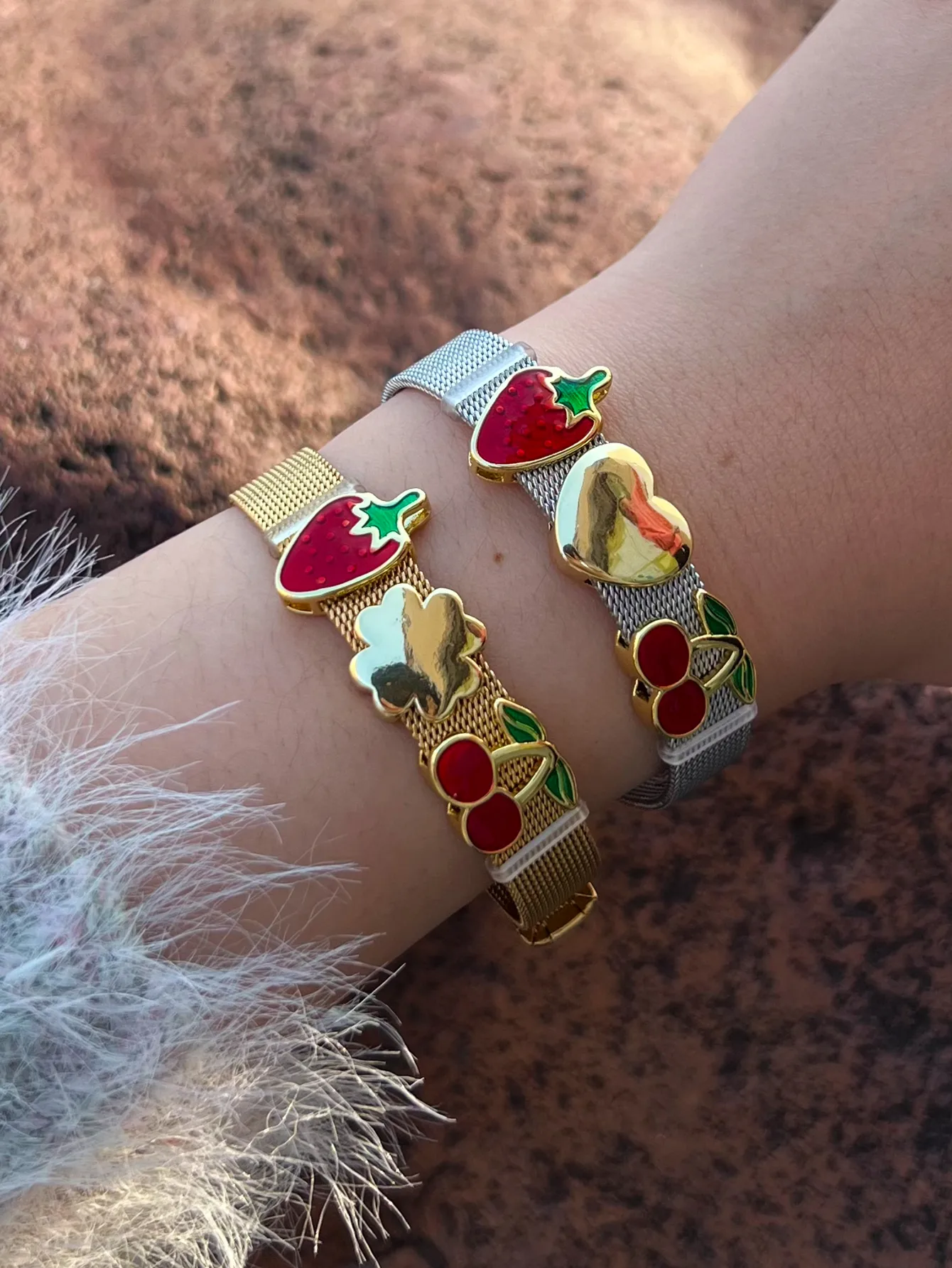 Cute Romantic Cherry Heart Shape Strawberry 304 Stainless Steel Brass Unisex Bangle display picture 6