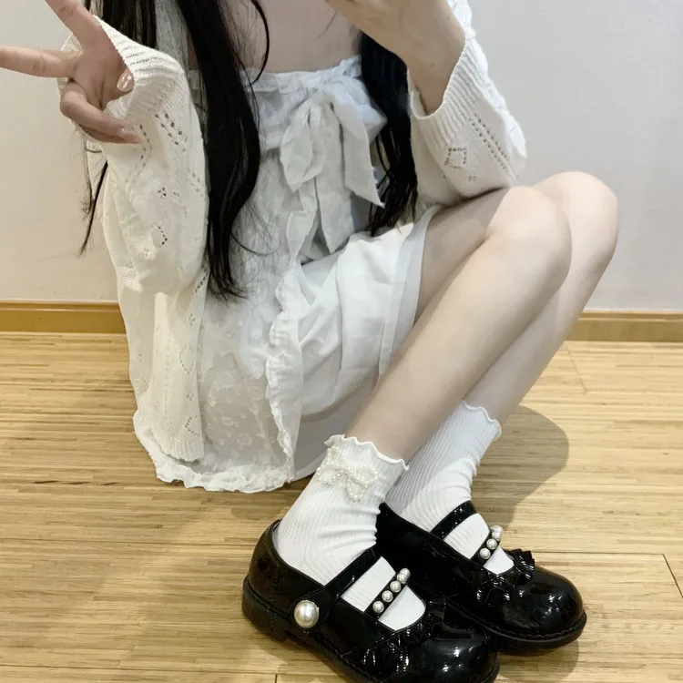 Women's Cute New Style Solid Color Cotton Crew Socks A Pair display picture 10