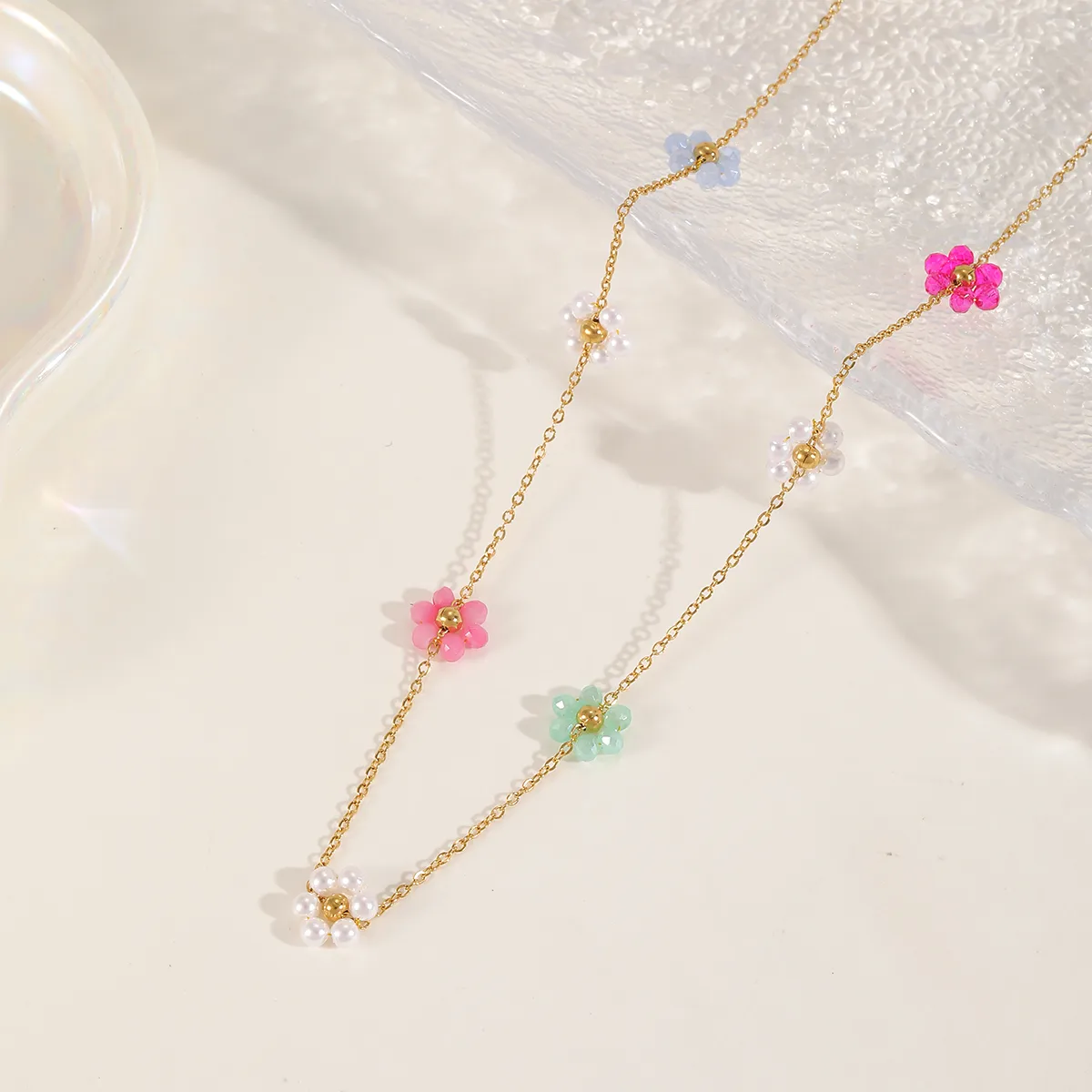 Casual Cute Simple Style Flower 304 Stainless Steel Plating Inlay Imitation Pearl Crystal Plated With KC Gold Women's Necklace display picture 1