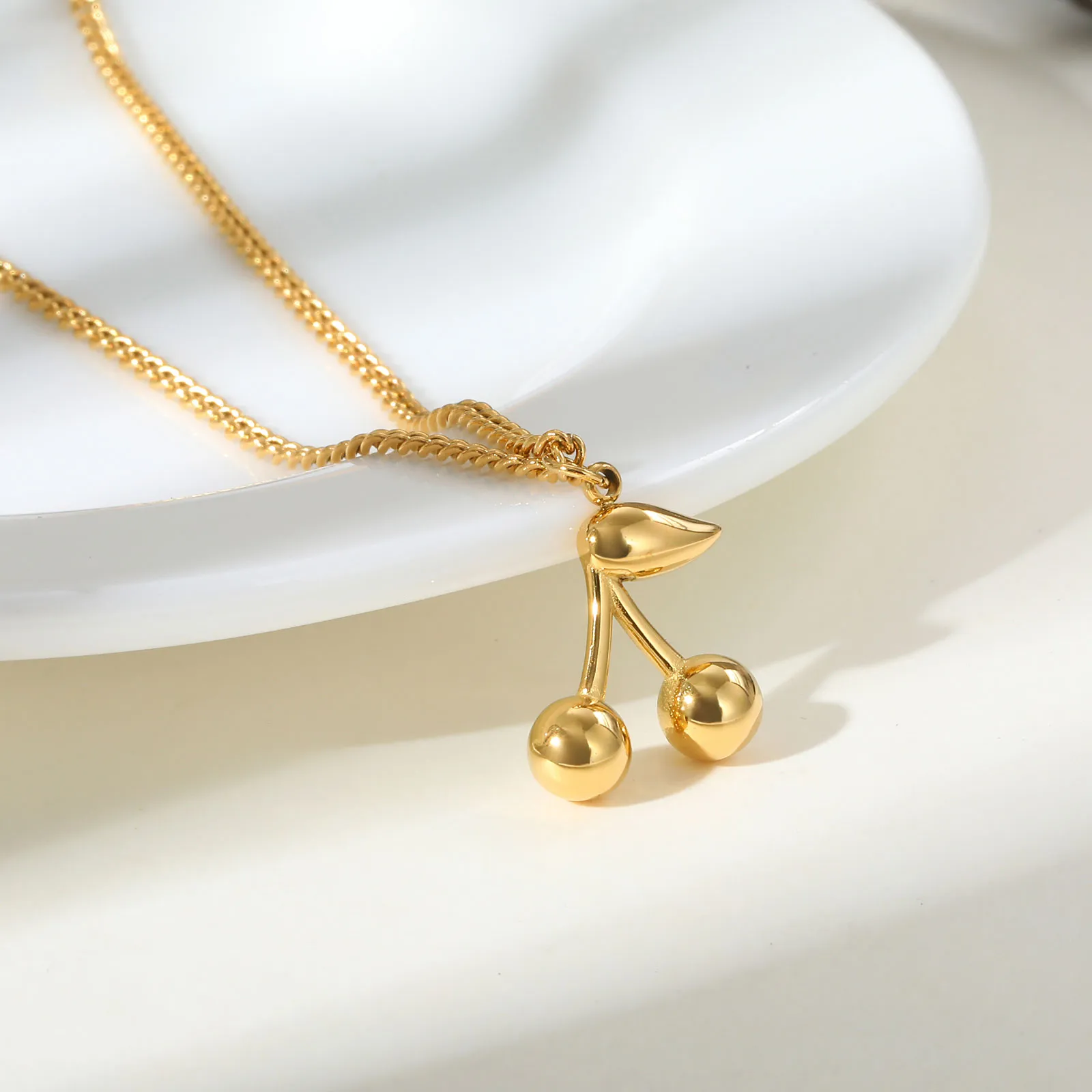 Wholesale Jewelry Sweet Cherry 304 Stainless Steel 18K Gold Plated Necklace Grinding Chain display picture 3