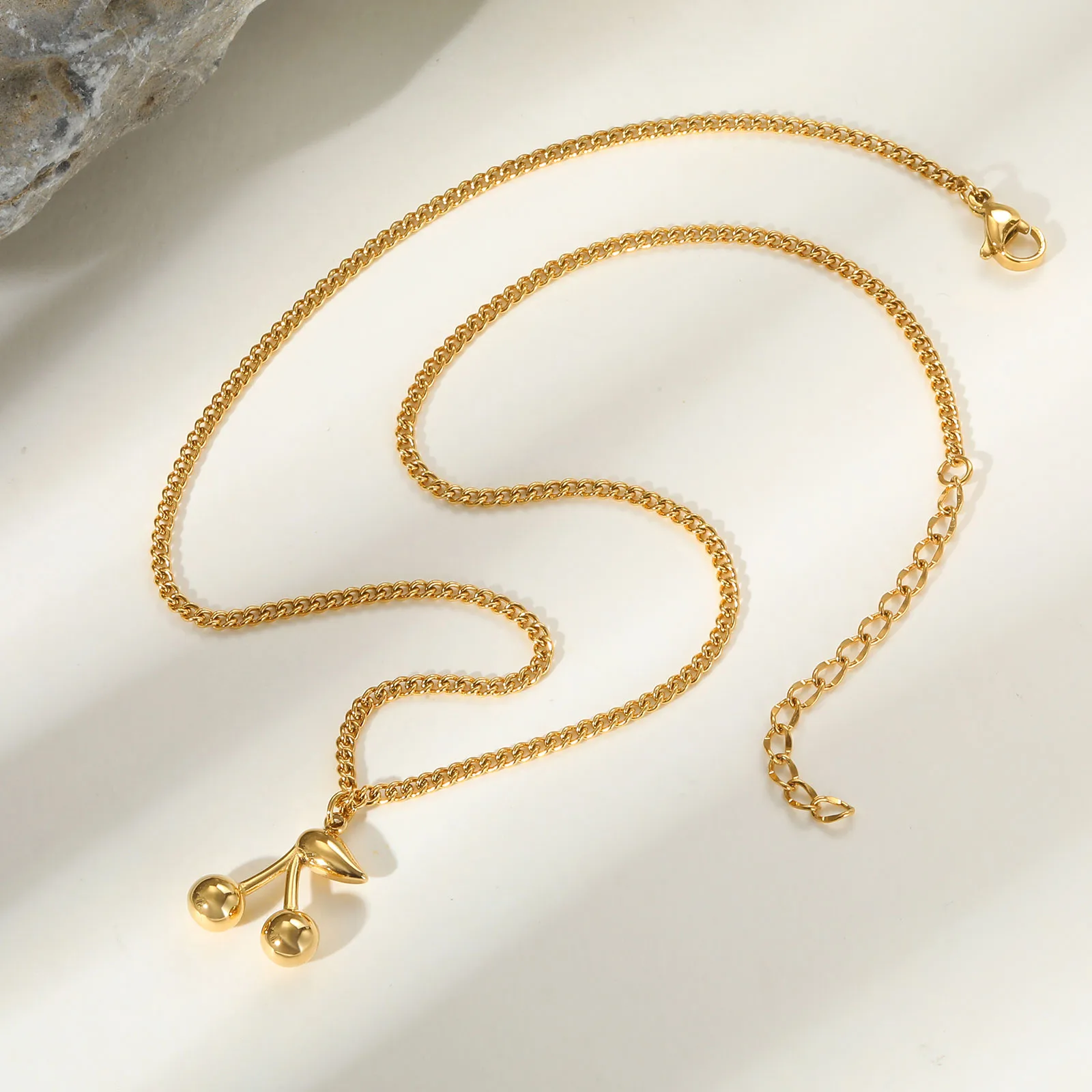 Wholesale Jewelry Sweet Cherry 304 Stainless Steel 18K Gold Plated Necklace Grinding Chain display picture 5