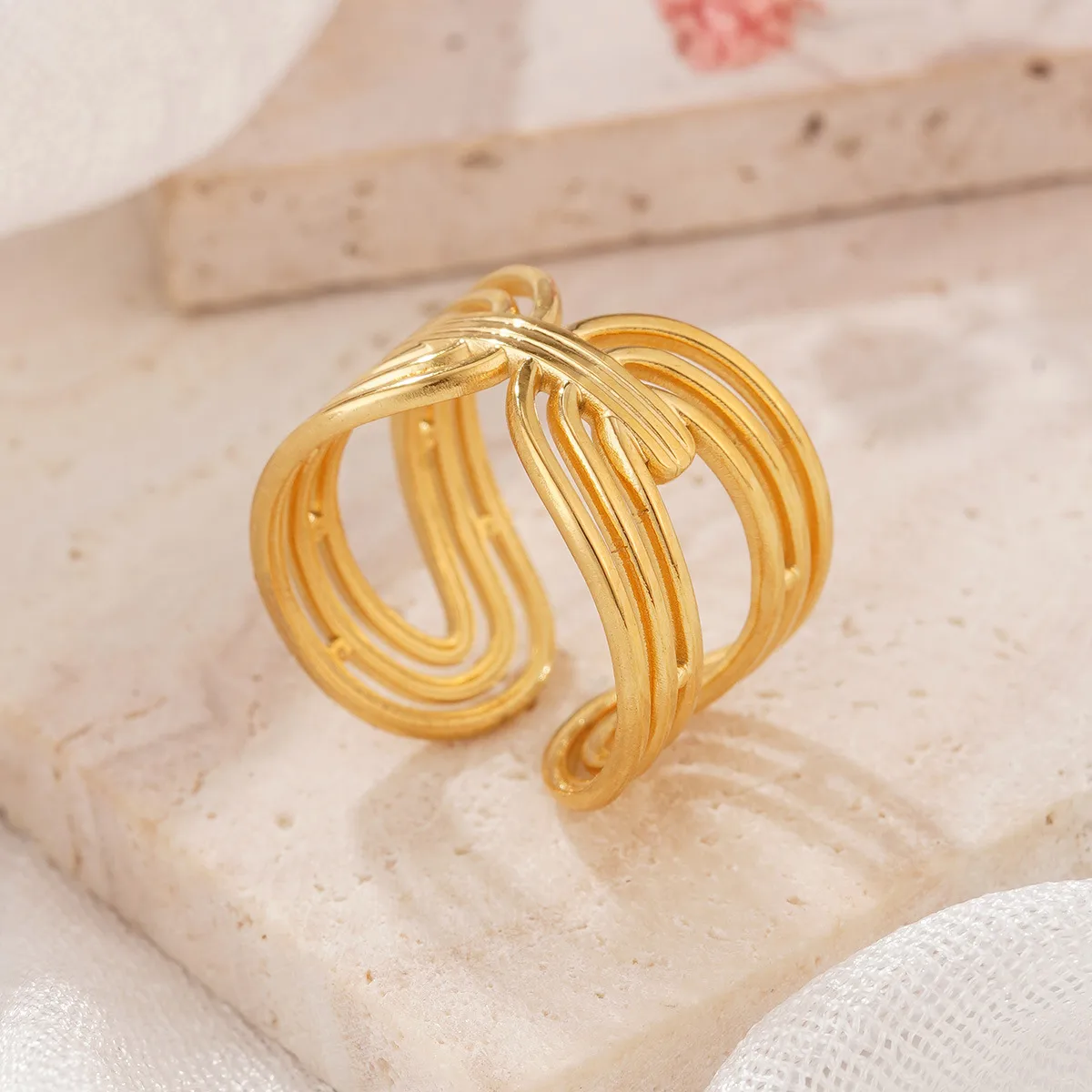 Retro Classic Style Geometric Starfish Heart Shape 304 Stainless Steel Plating Women's Open Rings display picture 3