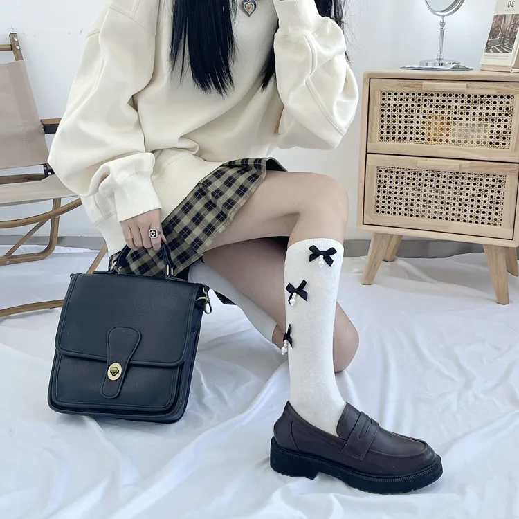 Women's New Style Solid Color Bow Knot Cotton Ankle Socks A Pair display picture 2