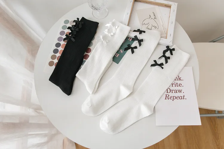 Women's Elegant Lady New Style Bow Knot Cotton Crew Socks A Pair display picture 1