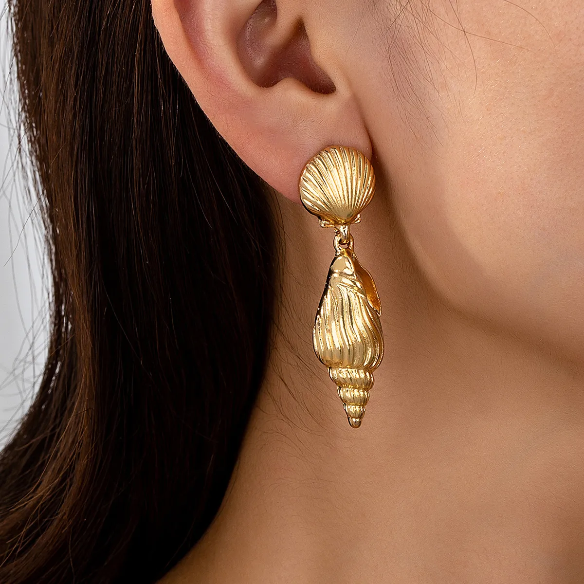 1 Pair Vacation Classic Style Solid Color Plating Zinc Alloy Drop Earrings display picture 7