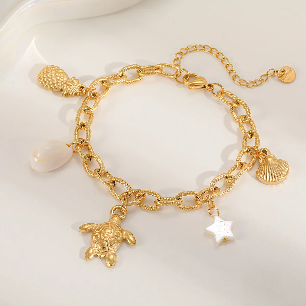 Casual Beach Tortoise Starfish Crab 304 Stainless Steel Inlay Acrylic 18K Gold Plated Women's Bracelets display picture 3