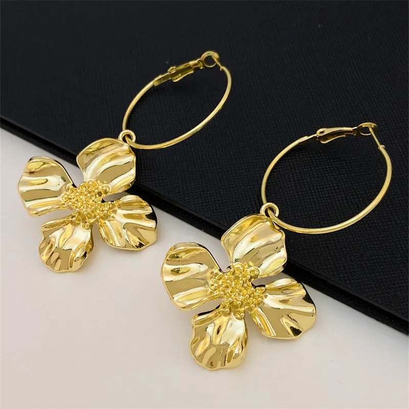 1 Pair Streetwear Flower Plating Alloy K Gold Plated Silver Plated Ear Studs display picture 15