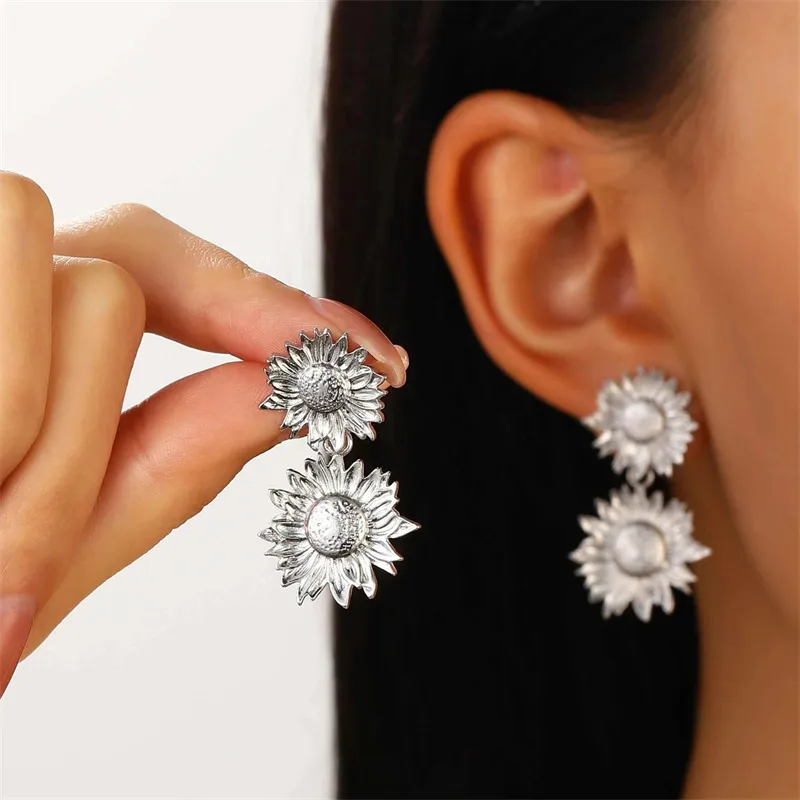 1 Pair Streetwear Flower Plating Alloy K Gold Plated Silver Plated Ear Studs display picture 17