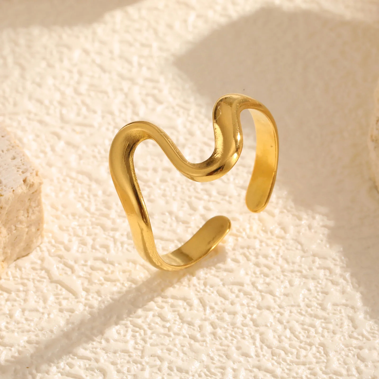 Wholesale Jewelry Basic Simple Style Geometric 201 Stainless Steel 18K Gold Plated Plating Open Rings display picture 2