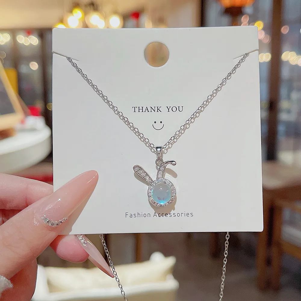 Simple Style Classic Style Rabbit Titanium Steel Women's Pendant Necklace display picture 6