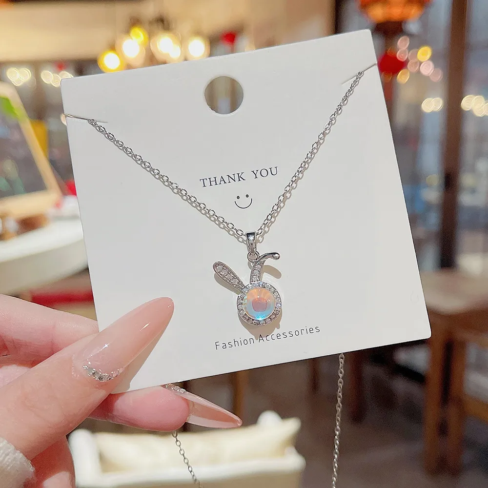 Simple Style Classic Style Rabbit Titanium Steel Women's Pendant Necklace display picture 3