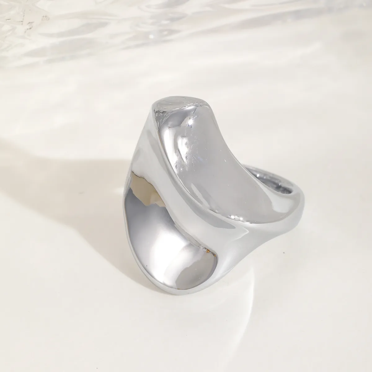 Basic Simple Style Irregular Cross Rectangle 304 Stainless Steel 18K Gold Plated Women's Rings display picture 1