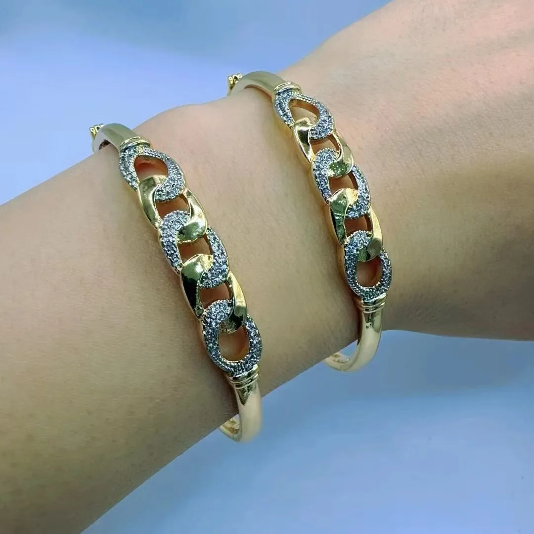 Basic Vintage Style Classic Style Solid Color Copper Plating Zircon 18K Gold Plated Women's Bangle display picture 4