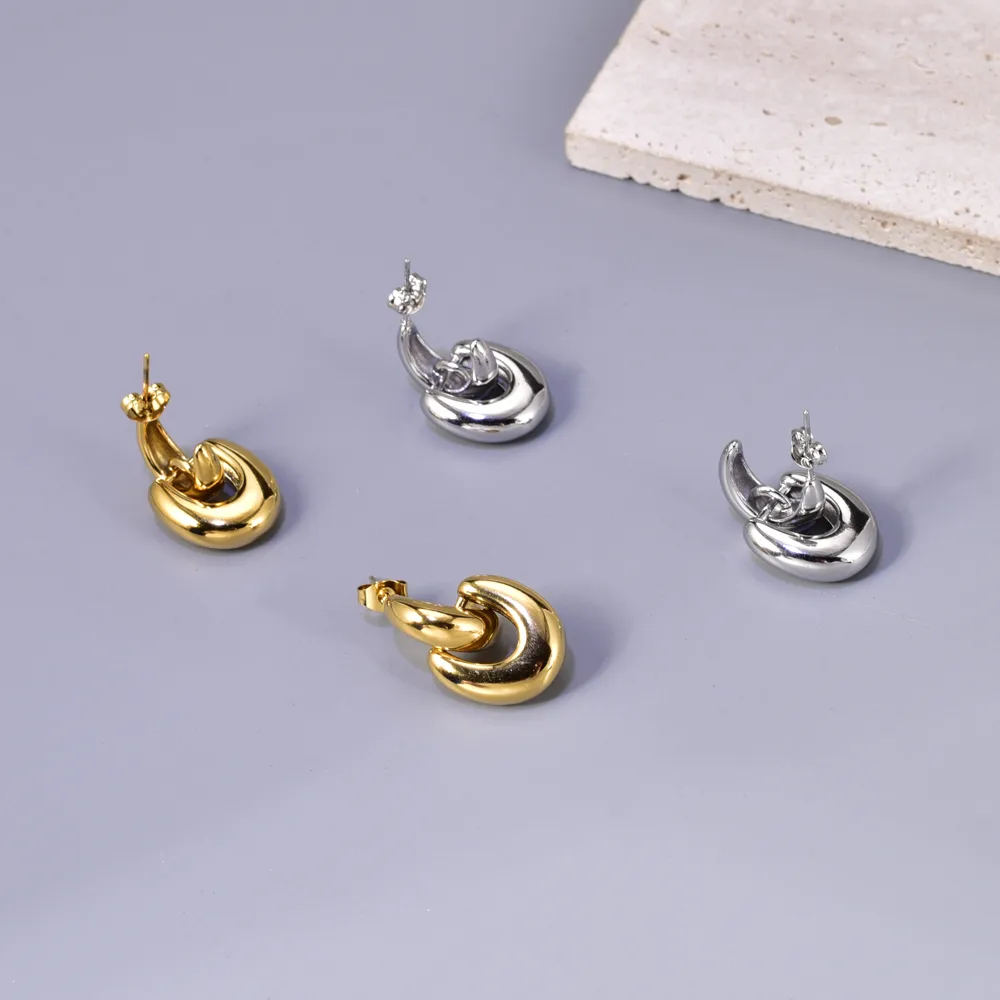 1 Pair Simple Style Solid Color 304 Stainless Steel 18K Gold Plated Ear Studs display picture 5