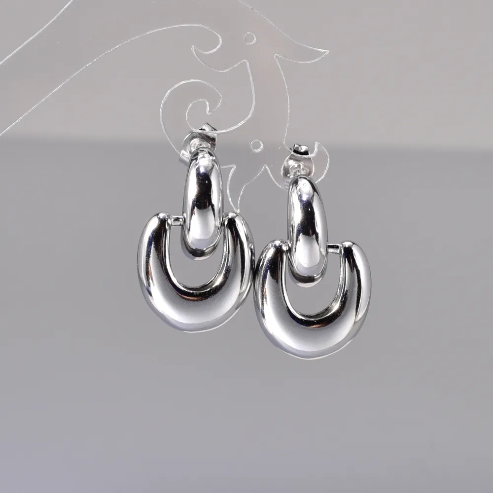 1 Pair Simple Style Solid Color 304 Stainless Steel 18K Gold Plated Ear Studs display picture 4
