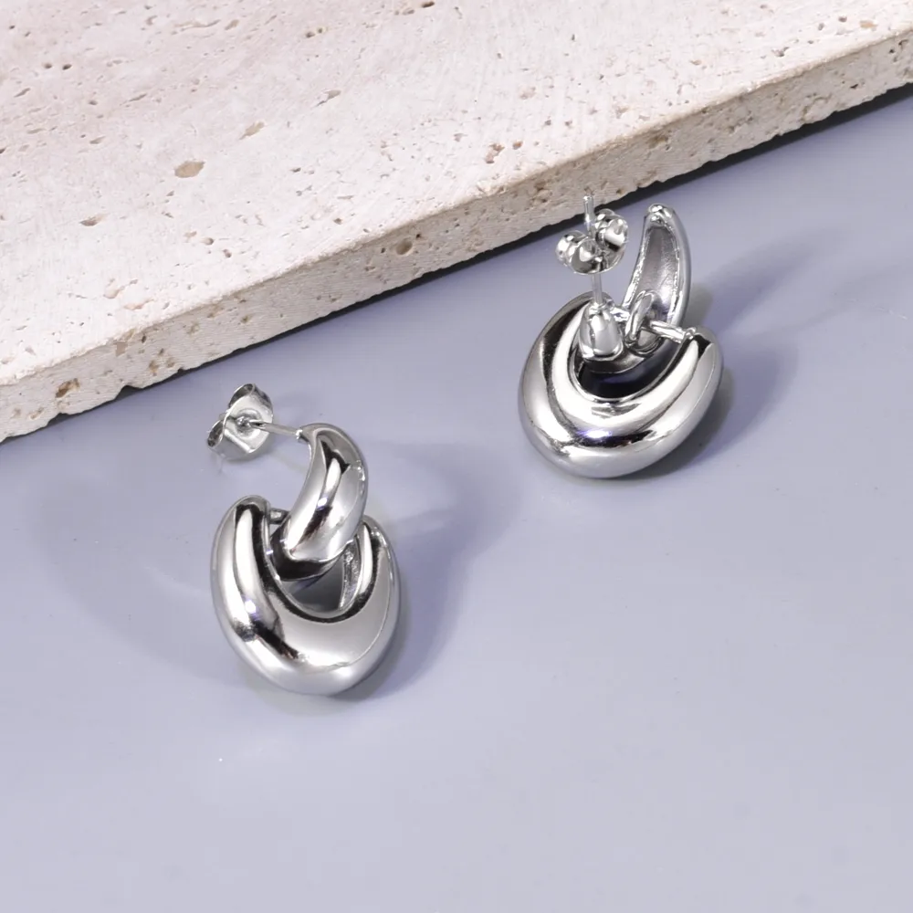 1 Pair Simple Style Solid Color 304 Stainless Steel 18K Gold Plated Ear Studs display picture 3