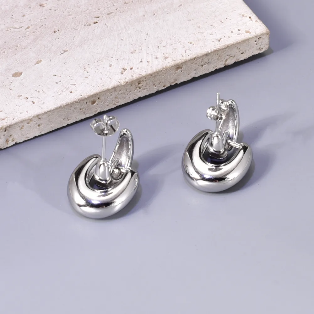 1 Pair Simple Style Solid Color 304 Stainless Steel 18K Gold Plated Ear Studs display picture 2