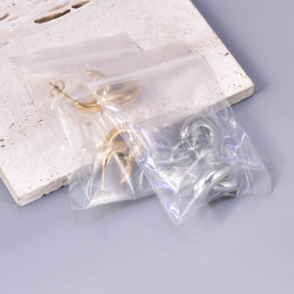 1 Pair Simple Style Solid Color 304 Stainless Steel 18K Gold Plated Ear Studs display picture 8