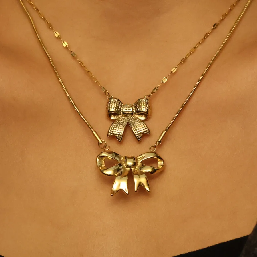 Retro Classic Style Heart Shape Bow Knot 304 Stainless Steel Plating Zircon 18K Gold Plated Unisex Pendant Necklace display picture 4