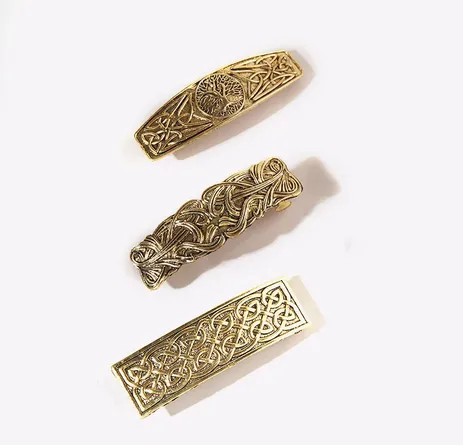 Women's Retro Geometric Solid Color Metal Hair Clip display picture 1