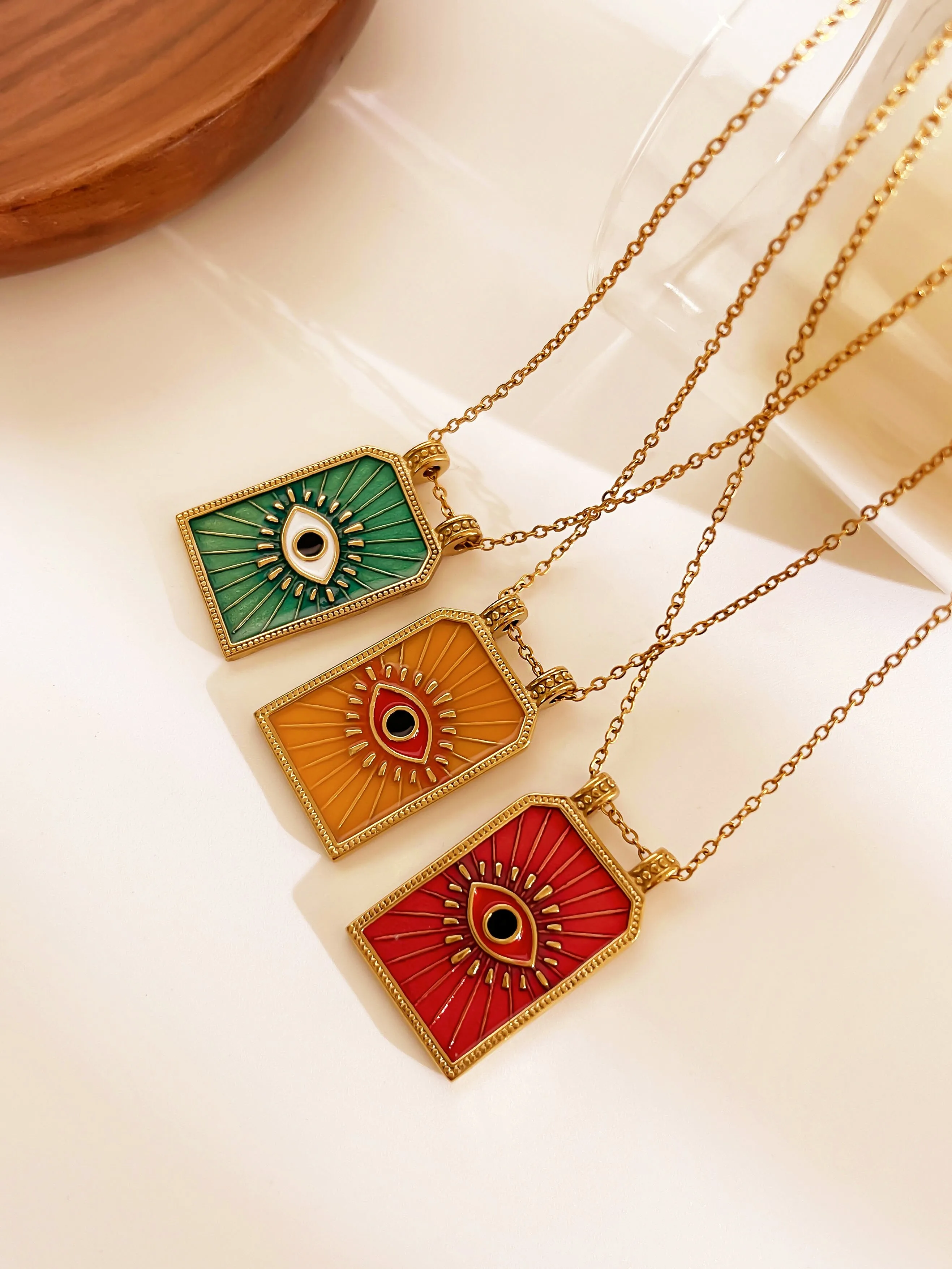 Retro Simple Style Red Heart Eye 316L Stainless Steel  Enamel 18K Gold Plated Women's Pendant Necklace display picture 2