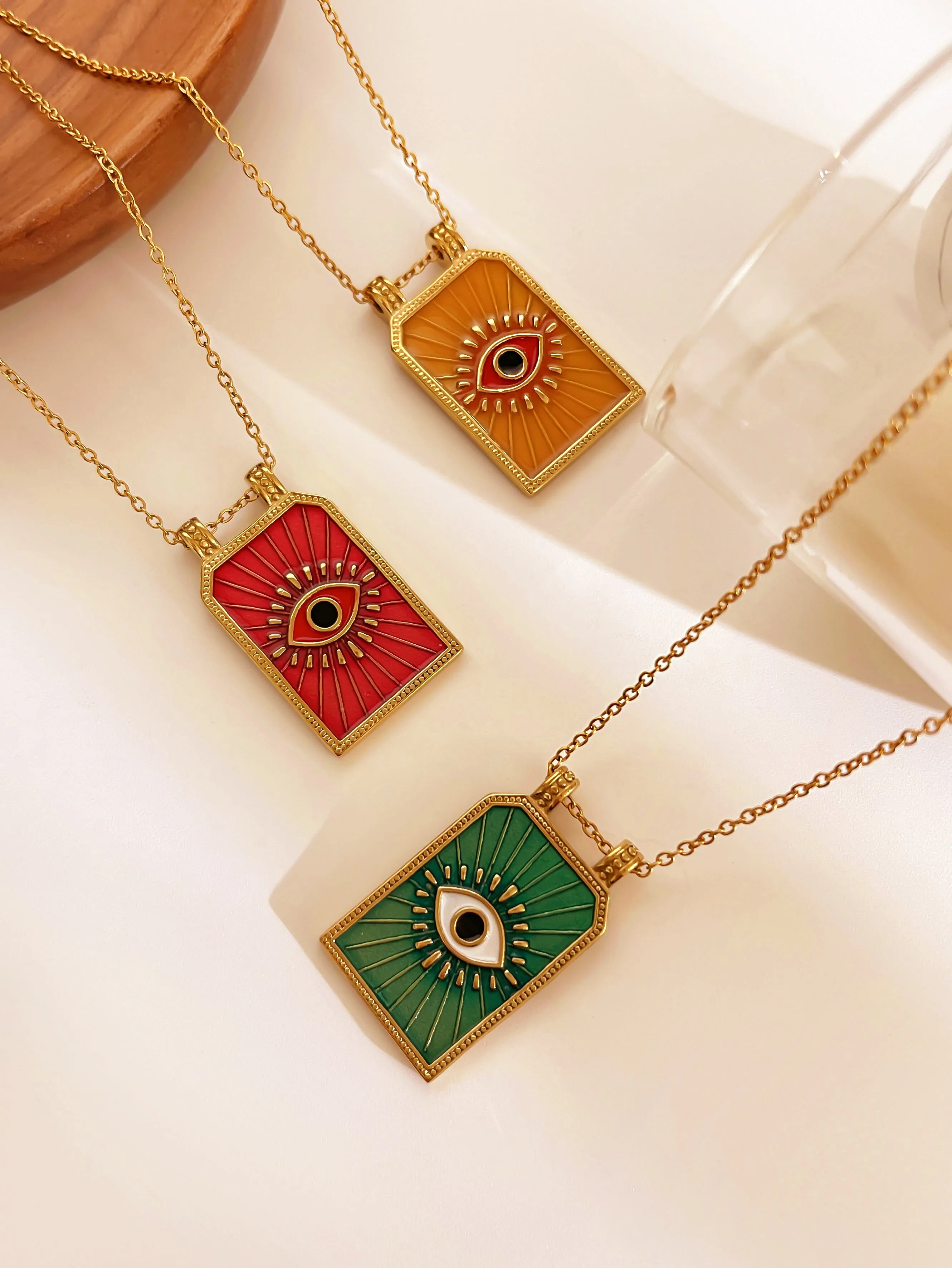 Retro Simple Style Red Heart Eye 316L Stainless Steel  Enamel 18K Gold Plated Women's Pendant Necklace display picture 3